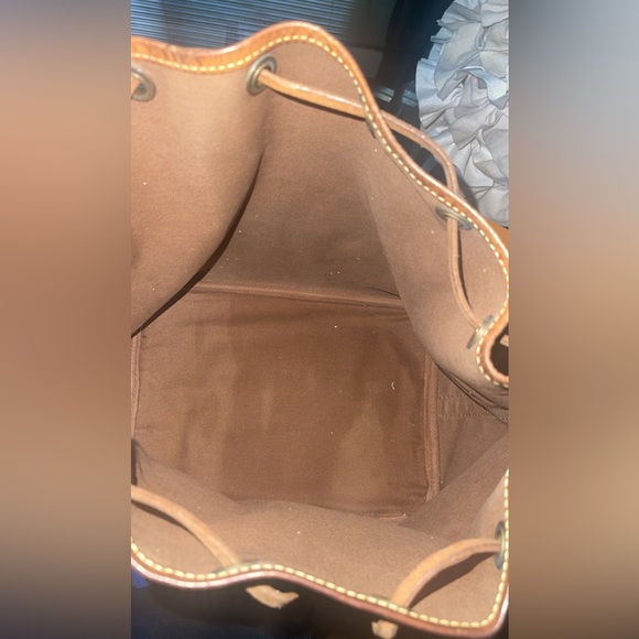 Louis Vuitton Monogram Petit Noe - Picture 4 of 16